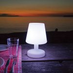 Wirefree Rechargeable Modern LED Table Lamp